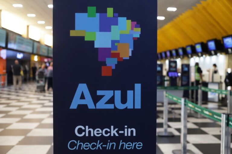 S&P eleva rating da Azul (AZUL4) para “CCC+” ante “SD”