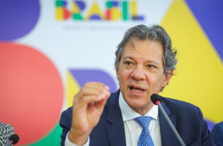 Haddad diz que o Estado precisa regular as big techs para acabar com desequilíbrio