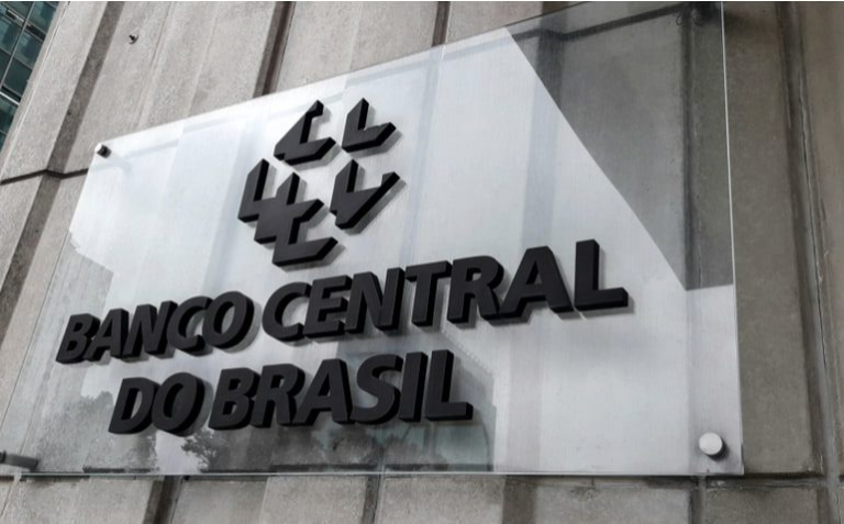 Intervenção Cambial do BCB em 2025: Estabilizando o Real em Meio a Incertezas Globais 🇧🇷