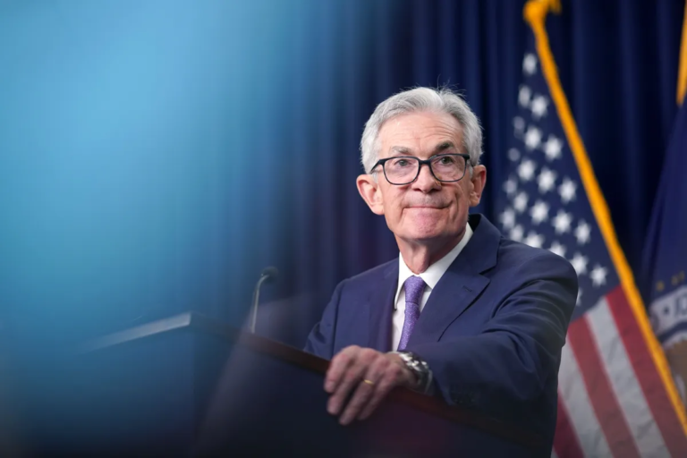 🇺🇸💼 Fed Mantém Juros em 4,25%-4,5%: Decisão Unânime, Pressão de Trump e Próximos Passos