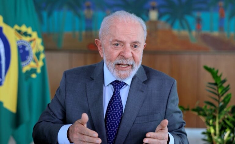 Lula diz que pedirá explicações a empresários sobre preço dos alimentos