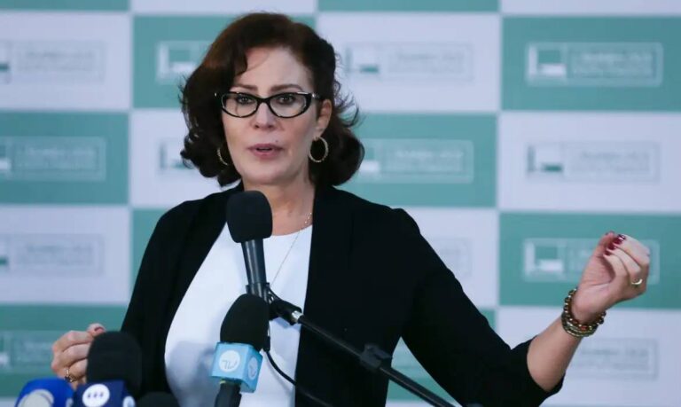 TRE-SP cassa o mandato de Carla Zambelli e determina inelegibilidade de 8 anos