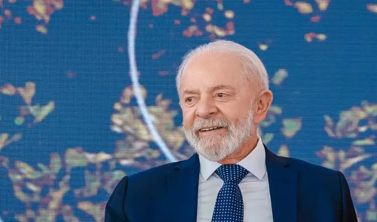 Lula planeja viagens semanais pelo país para tentar reverter popularidade baixa