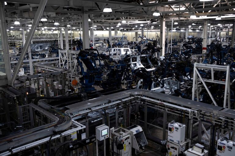 Atividade industrial dos EUA se expande em janeiro pela 1ª vez desde 2022