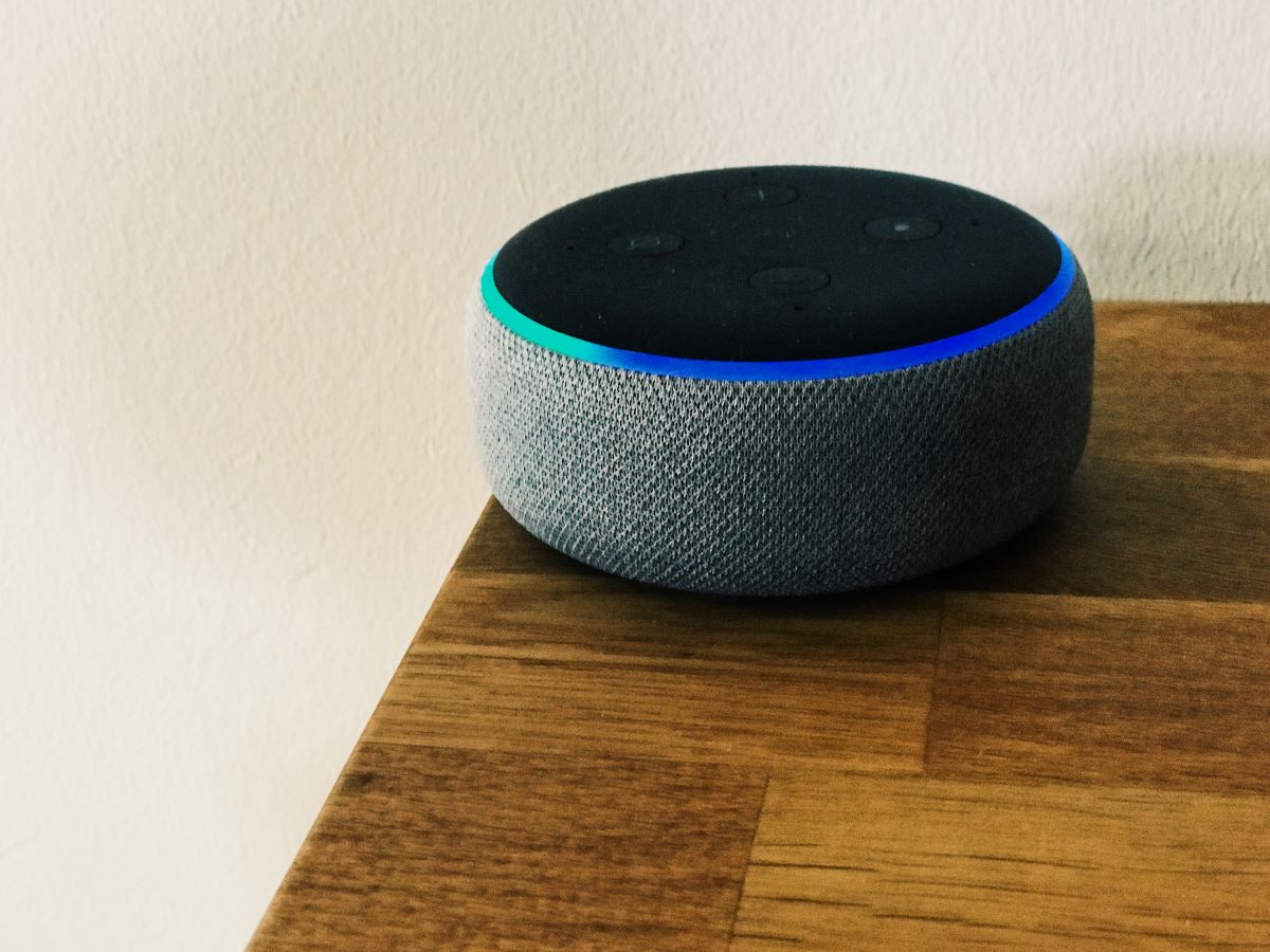 Amazon lança Alexa+ com inteligência artificial generativa