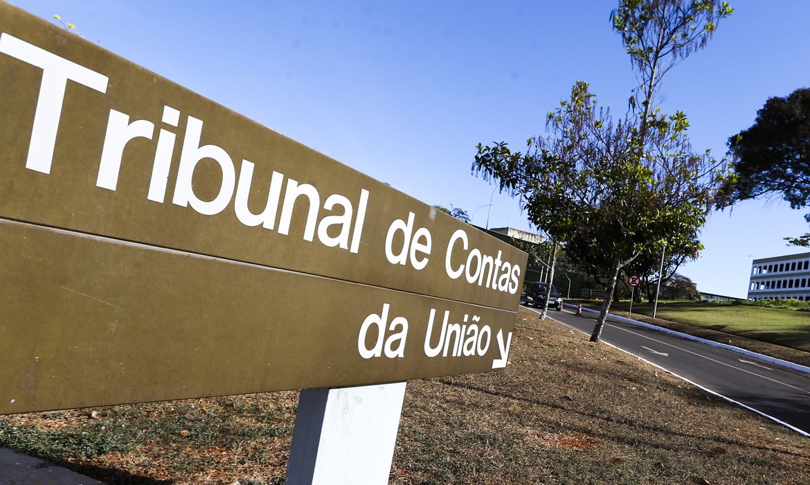TCU arquiva processo que sugeria multa a general por retrocesso em fiscalização de armas