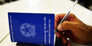 Taxa de desemprego chega a 6,5% no trimestre encerrado em janeiro