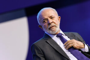 lula da silva participa da abertura do 14º encontro nacional da indústria (enai).