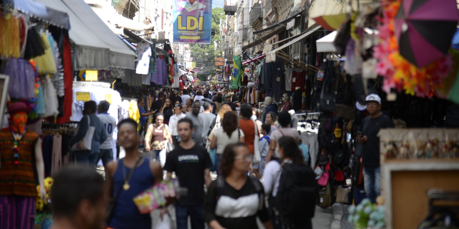 Dia do Consumidor: especialistas dão dicas para não ser enganado