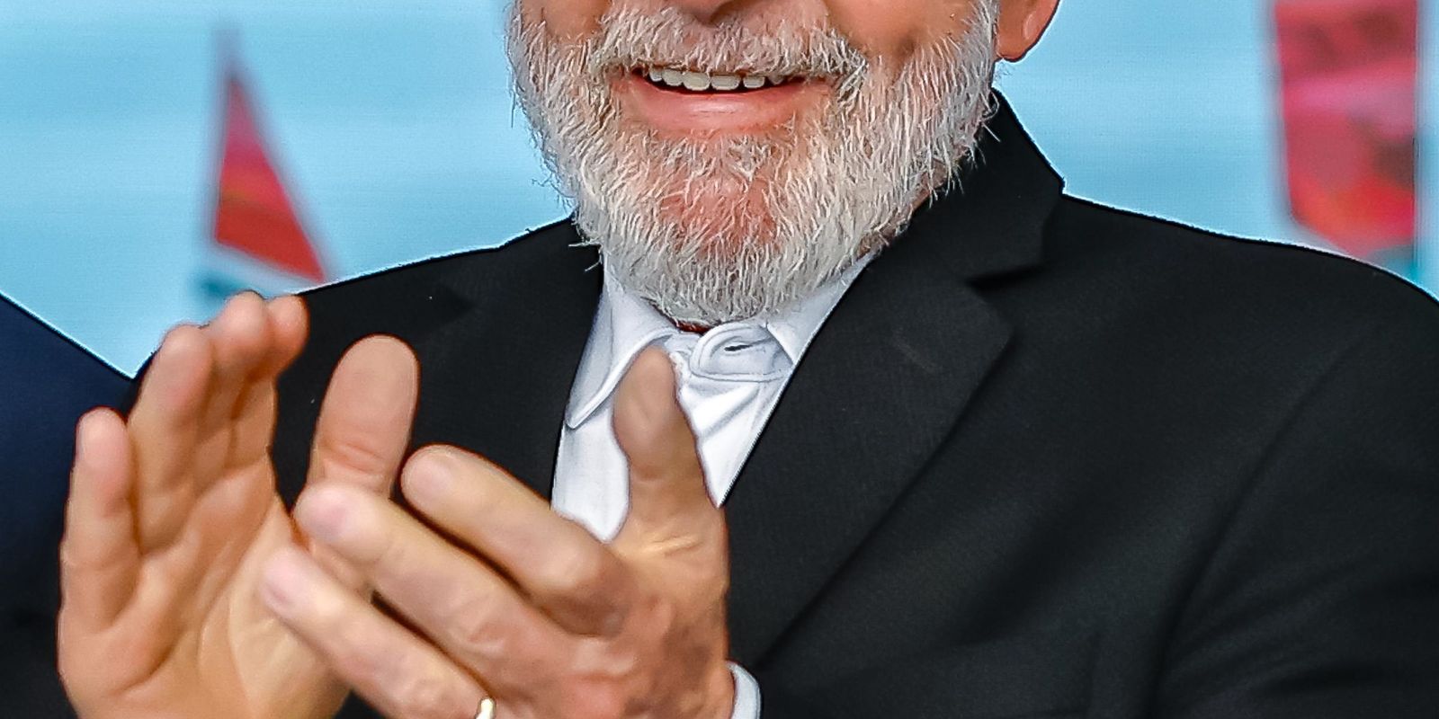 Lula defende isenção de Imposto de Renda para quem ganha até R$ 5 mil