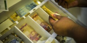 Prévia da inflação registra alta de 0,64% em março