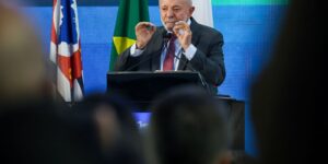 Lula afirma que protecionismo dos EUA "não vai dar certo"