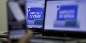 Projeto em Brasília ajuda pessoas de baixa renda a preencher IR