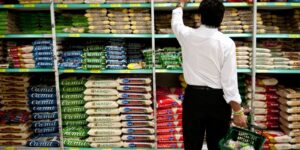 Varejo cresce 0,5% em fevereiro e atinge recorde histórico, diz IBGE