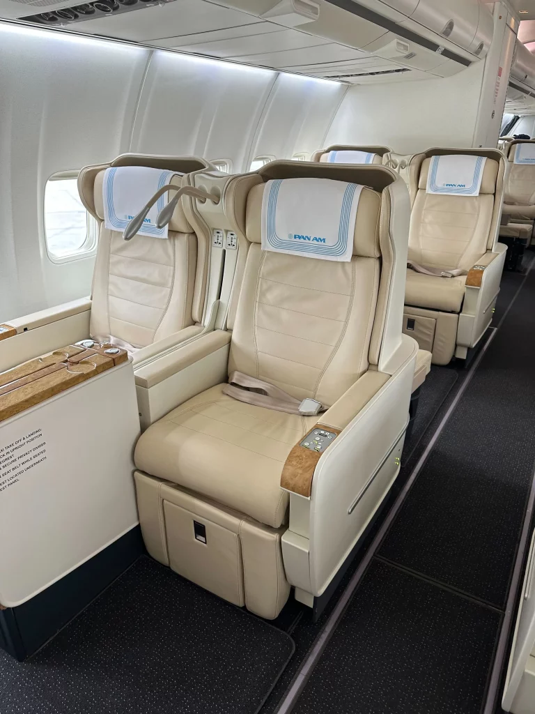 Pan Am relança voos como experiência retrô para milionários