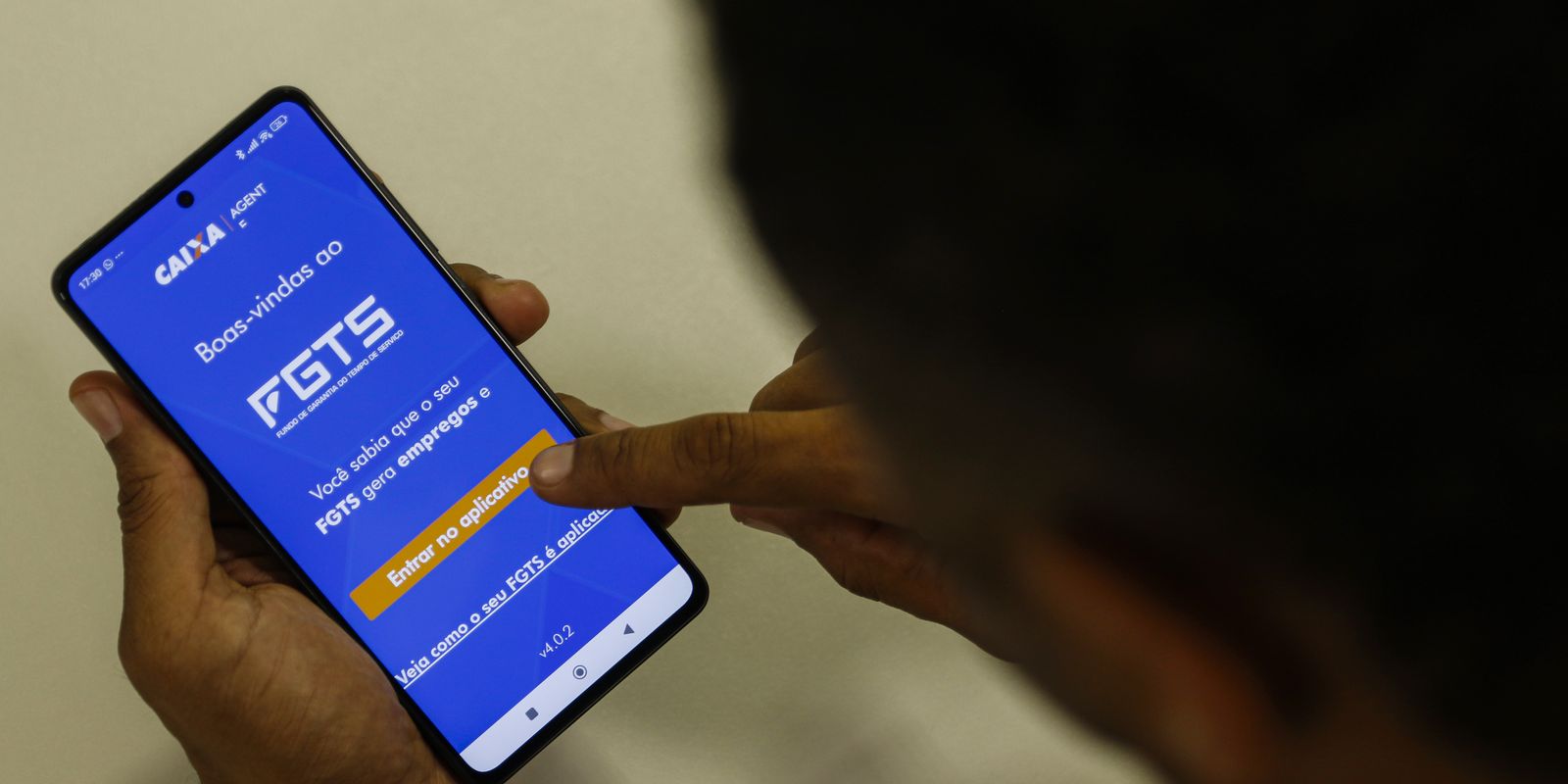 Caixa começa a pagar FGTS de quem optou por saque-aniversário