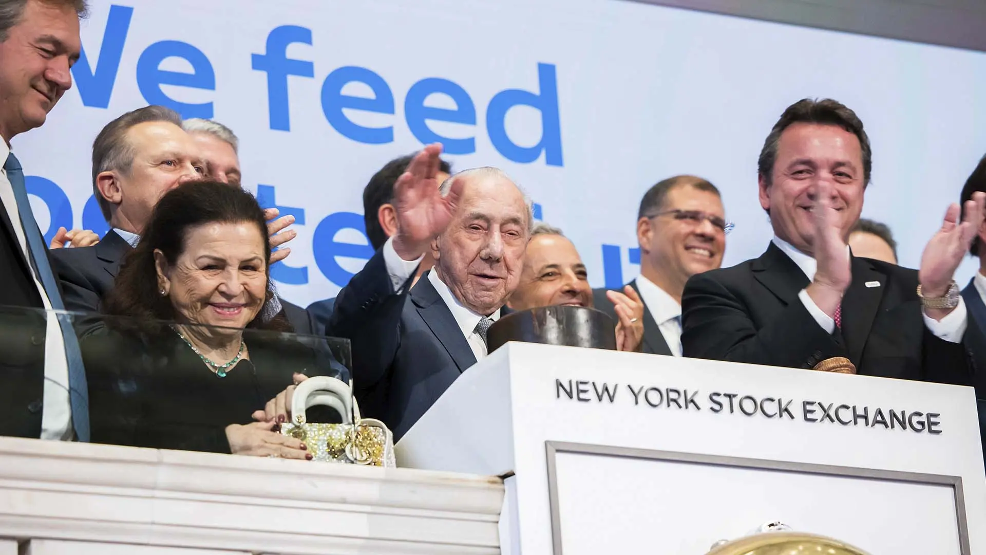 Depois de NY, JBS caminha para fazer US$ 100 bi de receita
