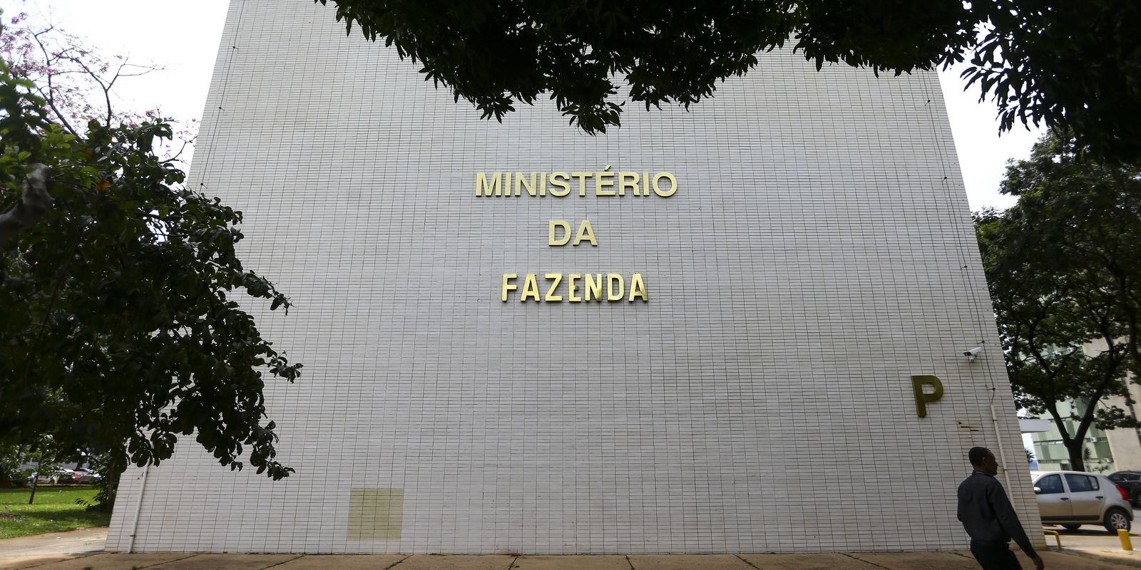Governo publica medida provisória com alternativas ao aumento do IOF