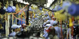 IBGE: produção industrial do Brasil registra avanço de 0,1% em abril