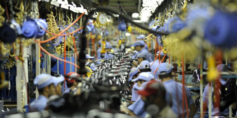 IBGE: produção industrial do Brasil registra avanço de 0,1% em abril