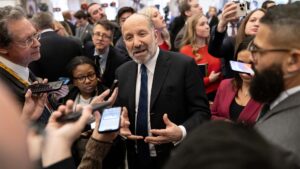 Howard Lutnick, secretário de comércio dos EUA, fala sobre tarifas no café