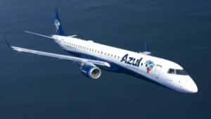 Azul encerra operações em 14 cidades de estados como RJ, CE e SC