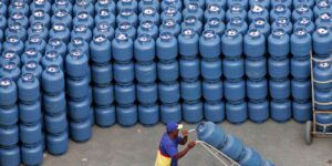 Conselho da Petrobras aprova volta da distribuição de gás de cozinha