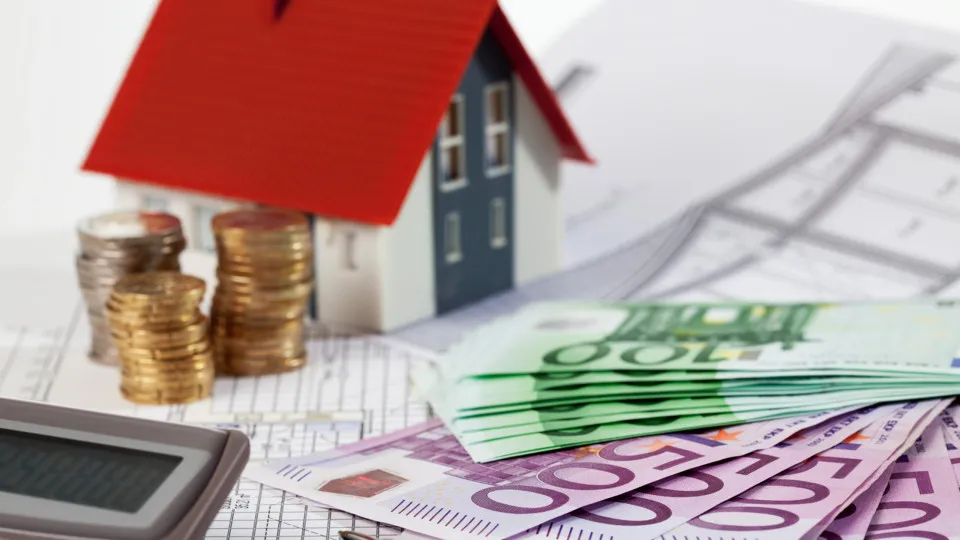 Custo do crédito impede expansão do mercado imobiliário, aponta pesquisa do setor