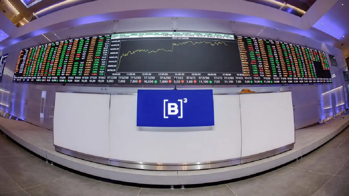 Ibovespa B3 sobe 1,04%, e volta aos 139 mil pontos após tarifaço; dólar cai a R$ 5,41