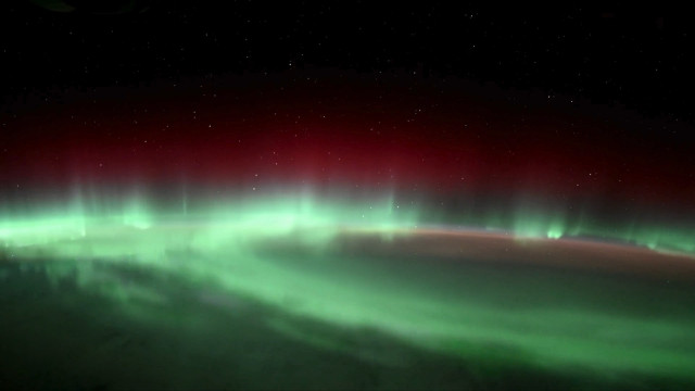 Imagem rara mostra fenômeno luminoso captado da Estação Espacial