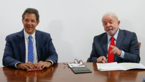 Mercado financeiro reduz previsão da inflação para 4,95%