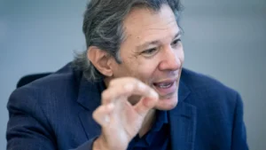 Texto do plano de contingência contra tarifas sai nesta quarta-feira, diz Haddad