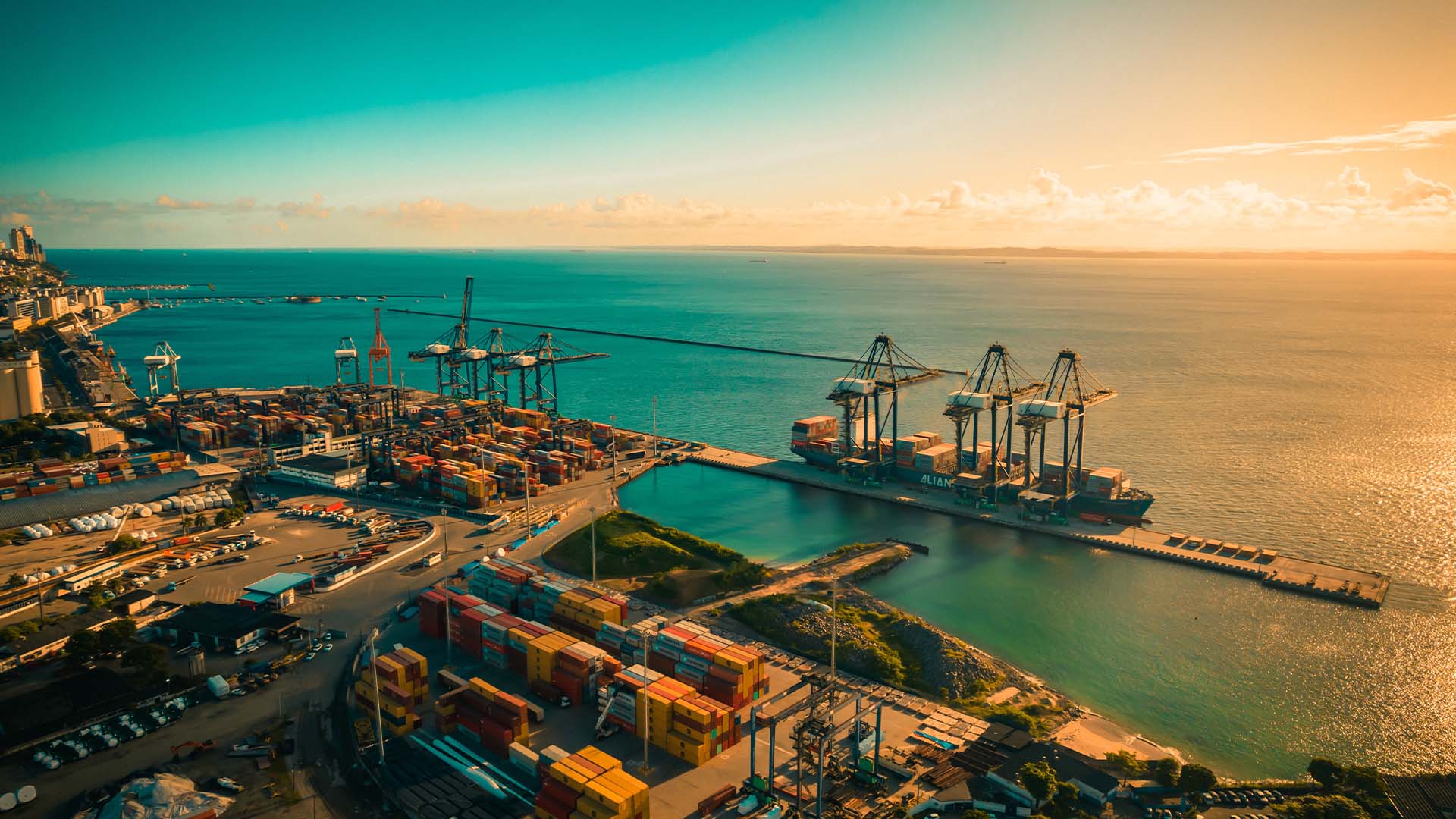 Tecon, porto em Salvador