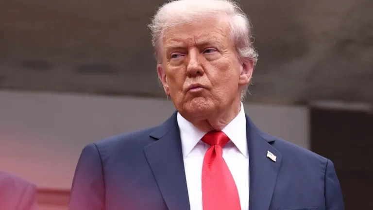 Trump reitera que Powell precisa cortar juros ‘agora’ e de forma mais agressiva