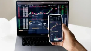 às vésperas da Super Quarta e após novo recorde do Ibovespa B3, dia deve ser de ajuste de posições