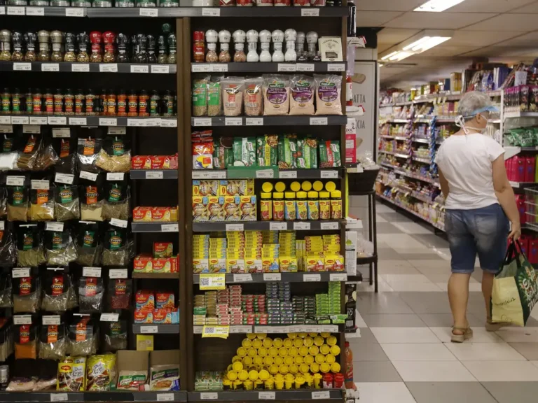 dados do varejo no Brasil e inflação nos EUA são destaques