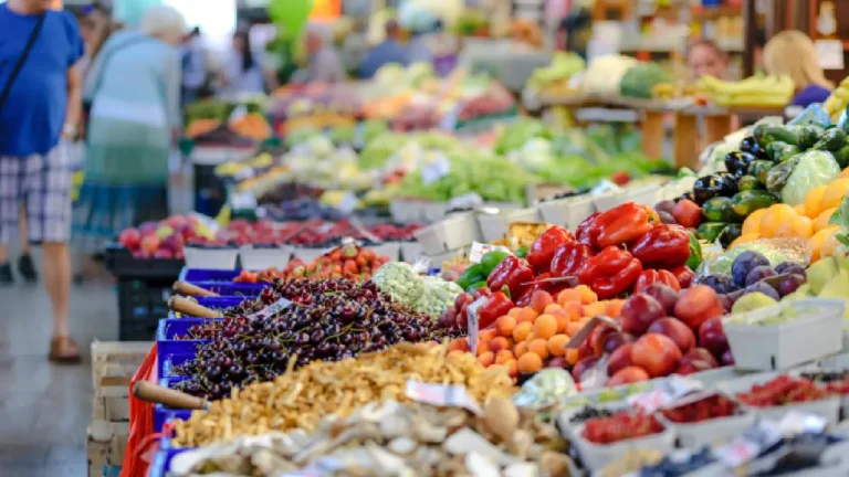 investidores acompanham prévia da inflação