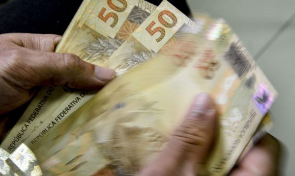 investidores repercutem IPCA e índice de preços ao produtor nos EUA
