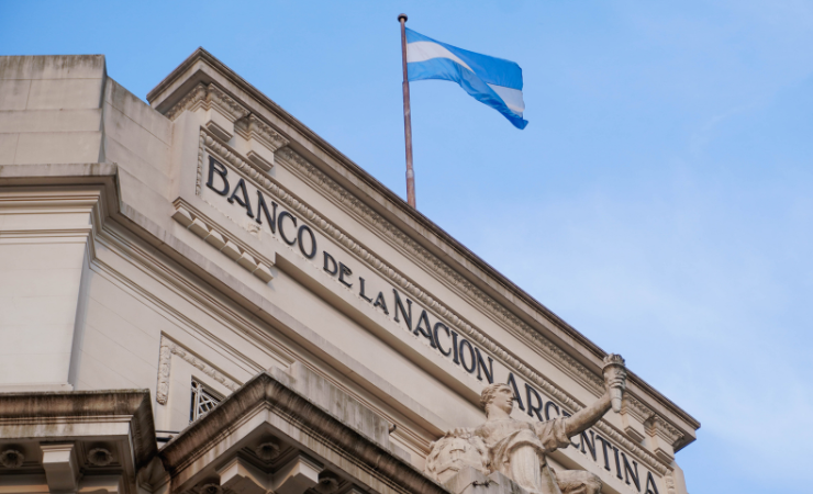 Argentina: turbulência econômica e dólar em alta sinaliza mudança inevitável?