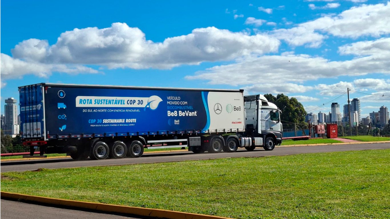 Be8 e Mercedes testam alternativa ao biodiesel em rota até Belém