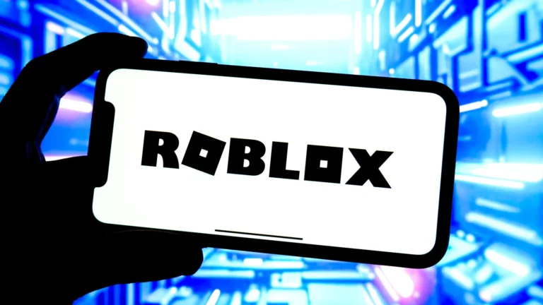 Brasileiros ganham R$ 2.100 para buscar pedofilia e incentivo a automutilação no Roblox