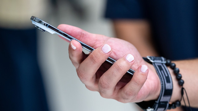 Como deixar seu celular antigo mais rápido sem gastar dinheiro