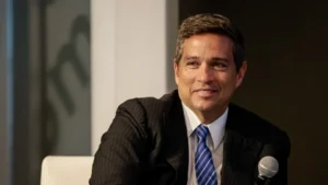 Fintechs pagam mais imposto que bancos grandes, diz Campos Neto