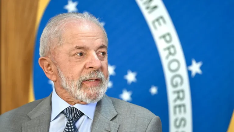 Lula sanciona gratuidade em conta de luz para famílias de baixa renda