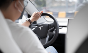 Tesla (TSLA34): tendência é positiva, mas este detalhe pode atrapalhar