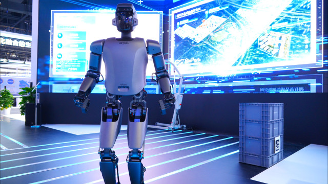 Apple se une a grife que vestiu Jobs e lança bolsa de R$ 1.200 para iPhone