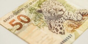 Cashback de impostos beneficiará mais os pobres de regiões mais ricas